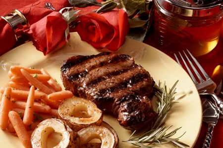 healthy low fat Rosemary Kissed Beef Tenderloin Steaks for Two
